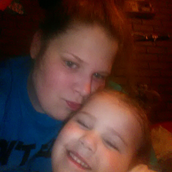 Meet your Posher, Heather - Picture 1 of 1